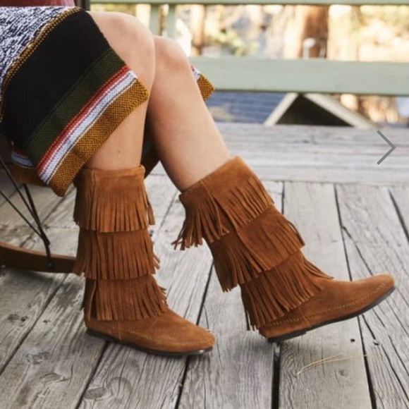 Minnetonka Fringe Suede Boots sz 8 EUC - Picture 3 of 10